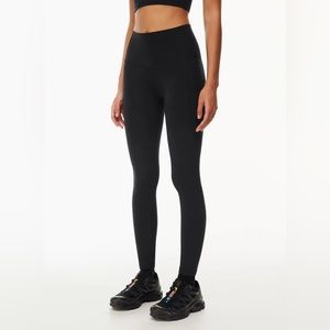 🆕Aritzia | TnAction Women’s TnaButter Cheeky Pocket Hi-Rise Legging Blk Sm